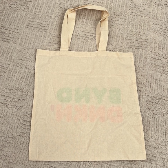 Dunkin Donuts BYND DNKN reusable tote bag and pop socket bundle New - Picture 11 of 16